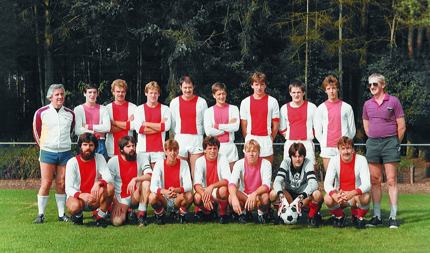 Het kampioenselftal van SVBV uit het seizoen 1984-1985. Foto: PR. 