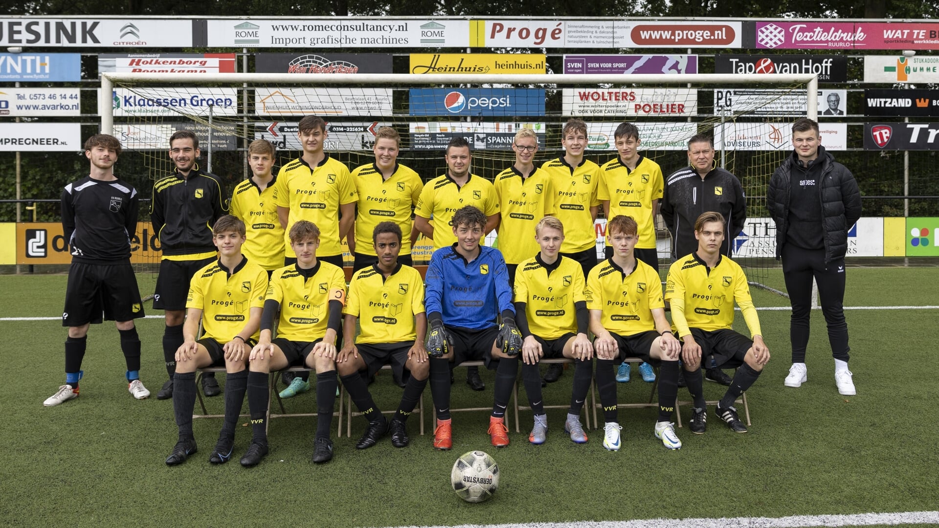 Het team van VV Ruurlo bestaat uit spelers van 16 tot 25 jaar. Foto: Blacktax