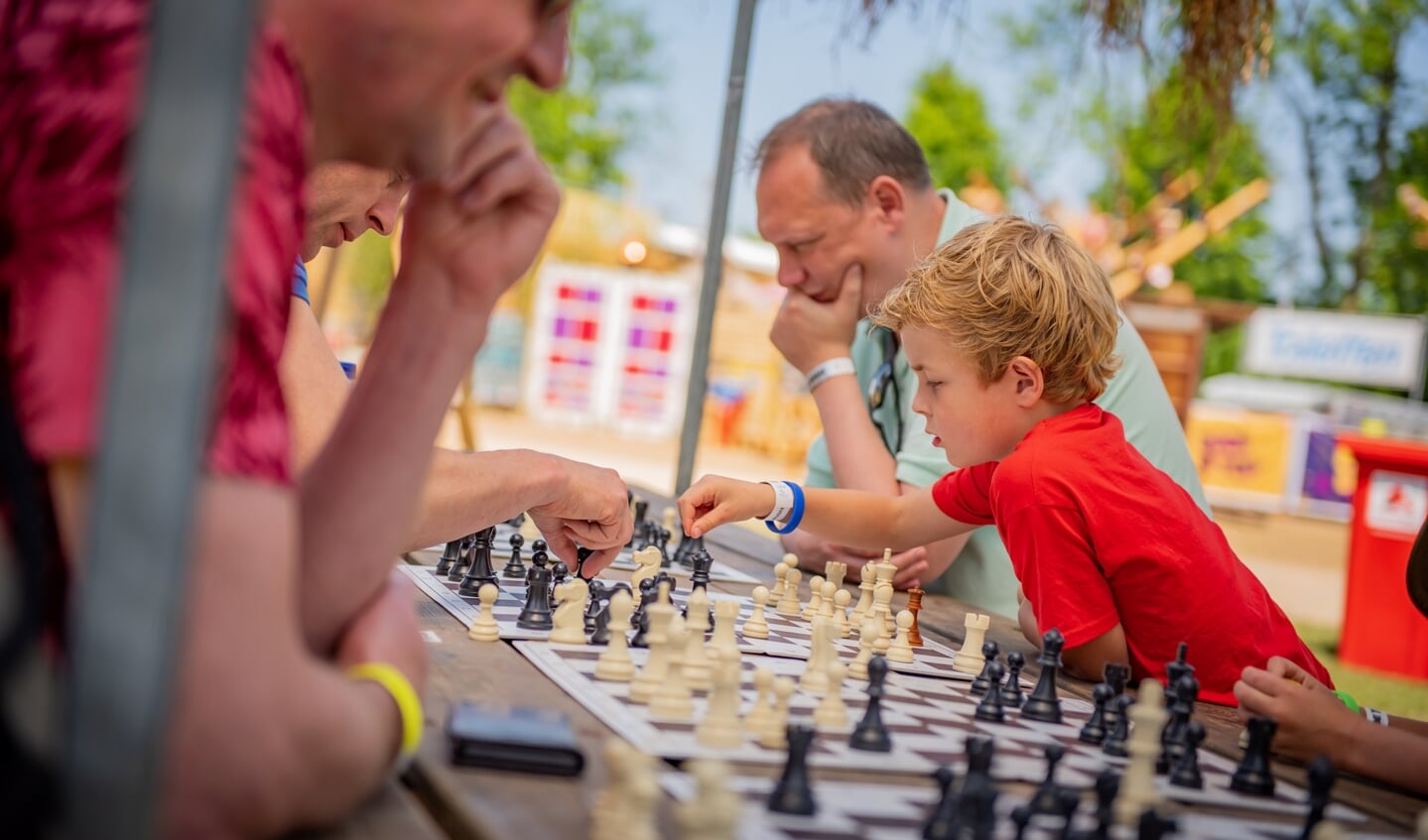Even een potje schaken op het Over De Top festival