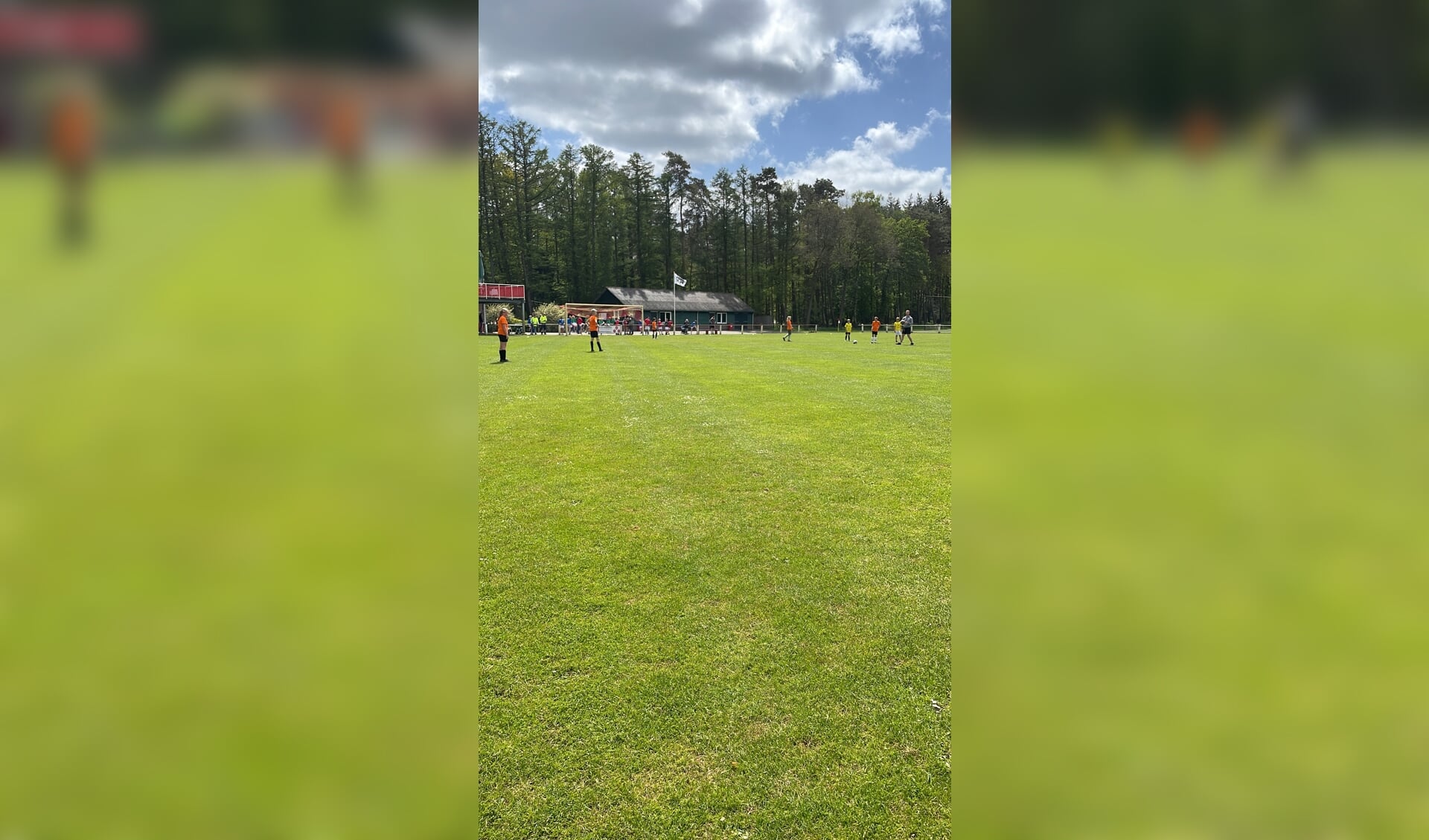 Het schoolvoetbaltoernooi vond plaats op sportpark ’t Schoolder in Harfsen. Foto: PR