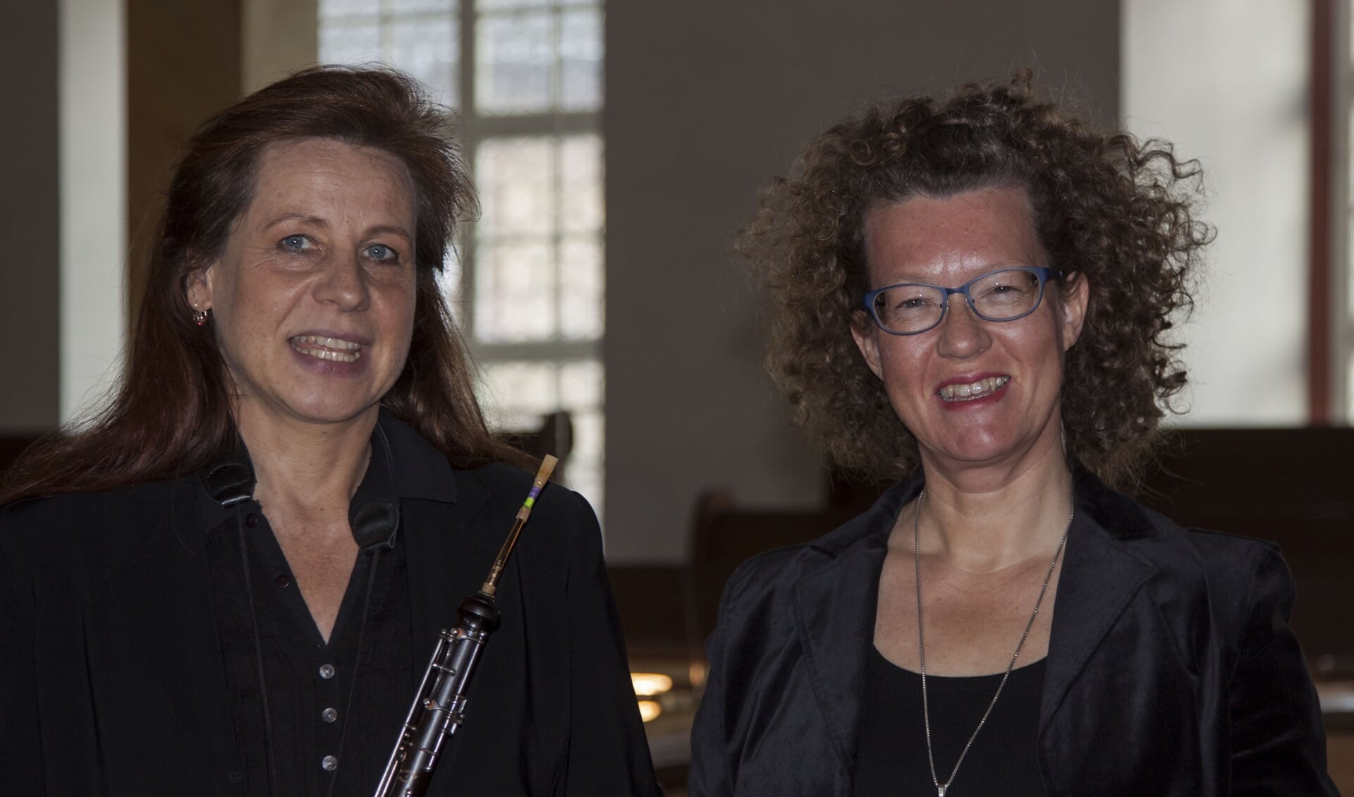 Hoboïste Stefanie Bloch (links) en organiste Ulrike Lausberg. Foto:  PR