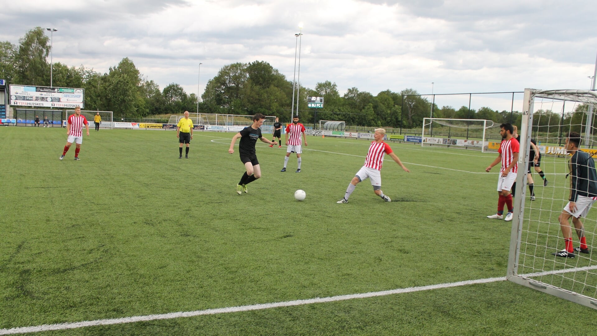 Het Rotor Recreatief 7-7 voetbaltoernooi voor volwassenen vindt 16 juni plaats op de kunstgrasvelden van FC Eibergen. Foto: PR