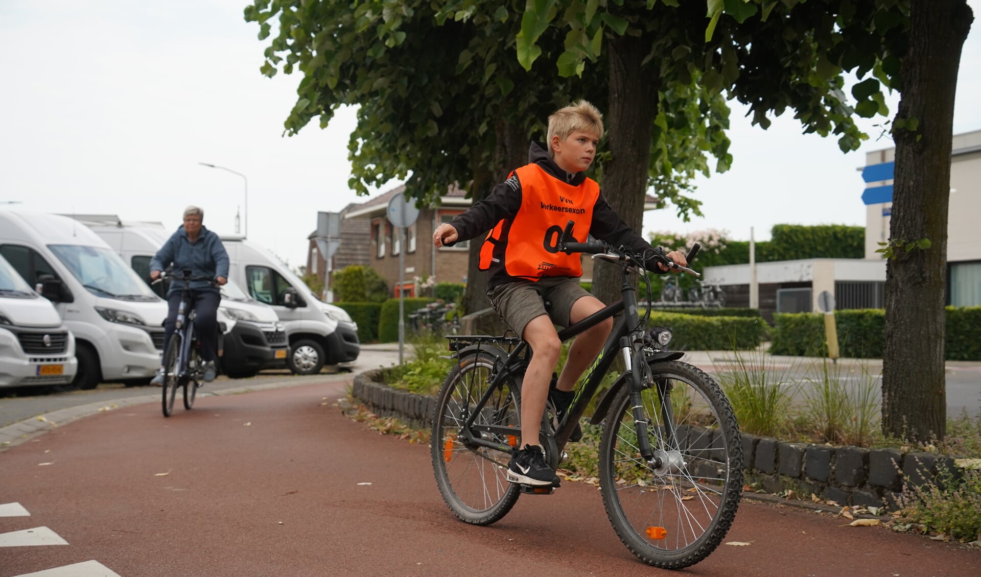 FOTO’S: Verkeersexamen Voor Basisschool-leerlingen | Onderwijs - De-band.nl