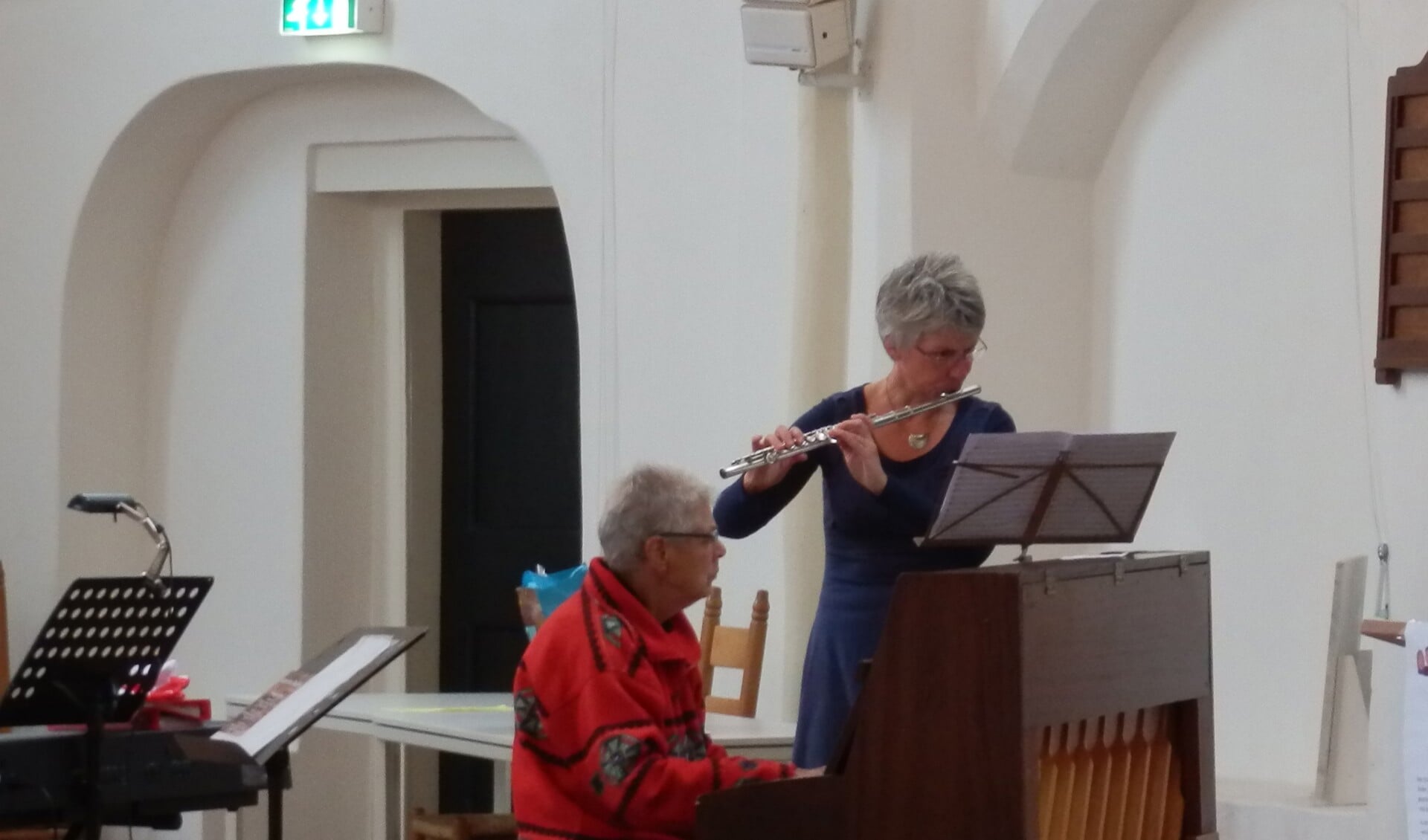 Désiree Langelaar en Wil Kok spelen al sinds 2008 samen in kerken in Borculo en Ruurlo. Foto: PR