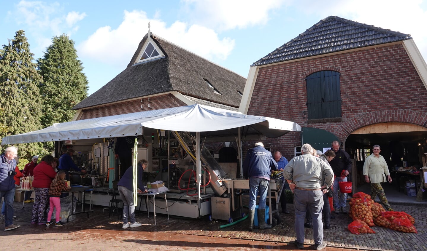 De Achterhoekse SapPers staat tijdens de Appeldag in Gelselaar opnieuw bij Winkels. Foto: PR