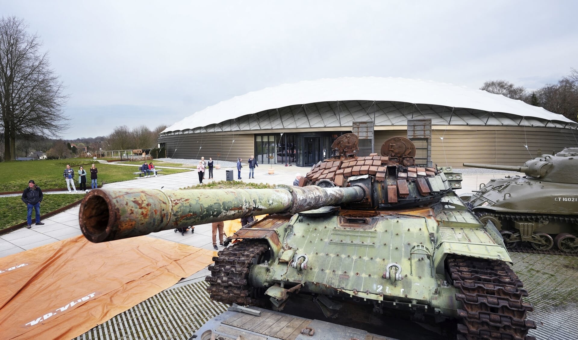 De Russische tank die tijdens de Veteranendag Oost Gelre tentoongesteld wordt. Foto: Vrijheidsmuseum/Flip Franssen