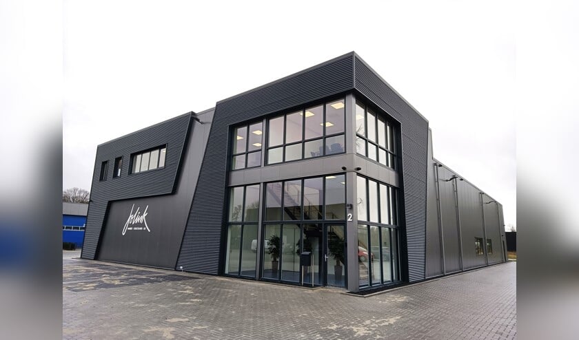 Buitenaanzicht van de nieuwe bakkerij van Banketbakkerij Jolink  in Brummen. Foto: Rudi Hofman