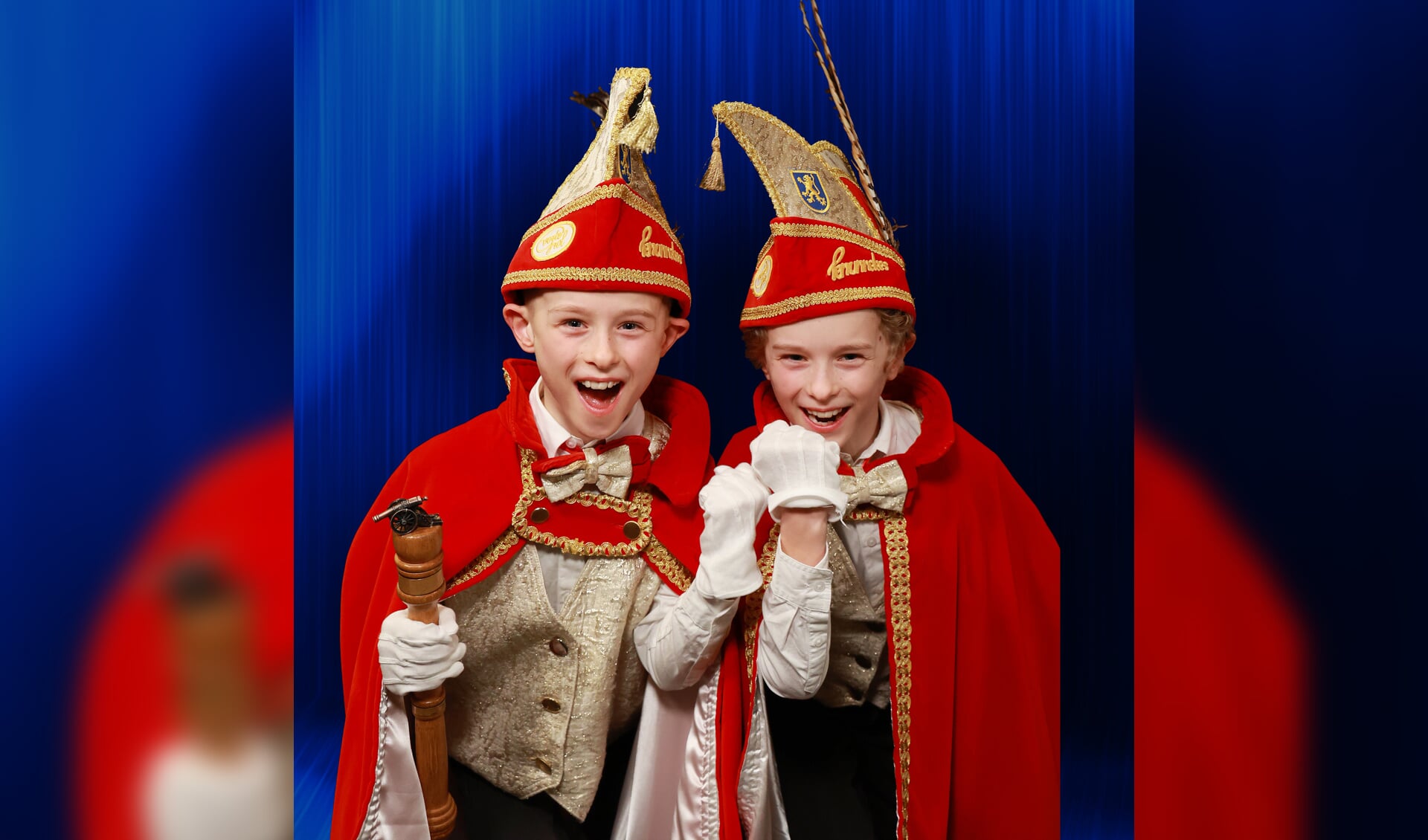 Jeugdprins Tygo en zijn tweelingbroer adjudant Rein hebben als motto 'Jeugdcarnaval, game on!' Foto: Maarten Kooiker