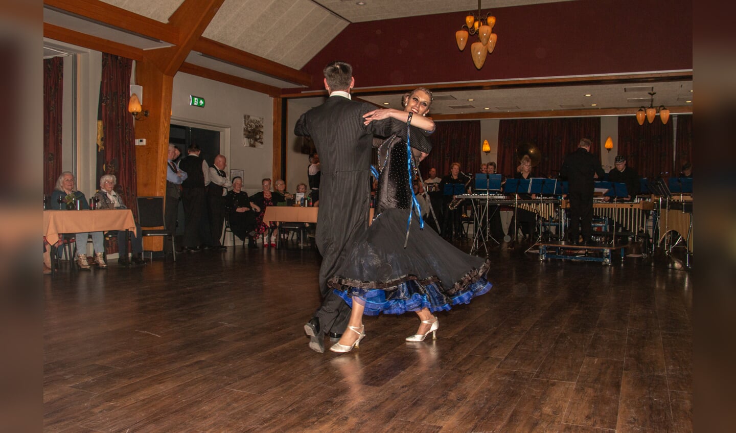 Ballroomdanspaar Werner Vredegoor en Sylvia van Emst. Foto: Liesbeth Spaansen