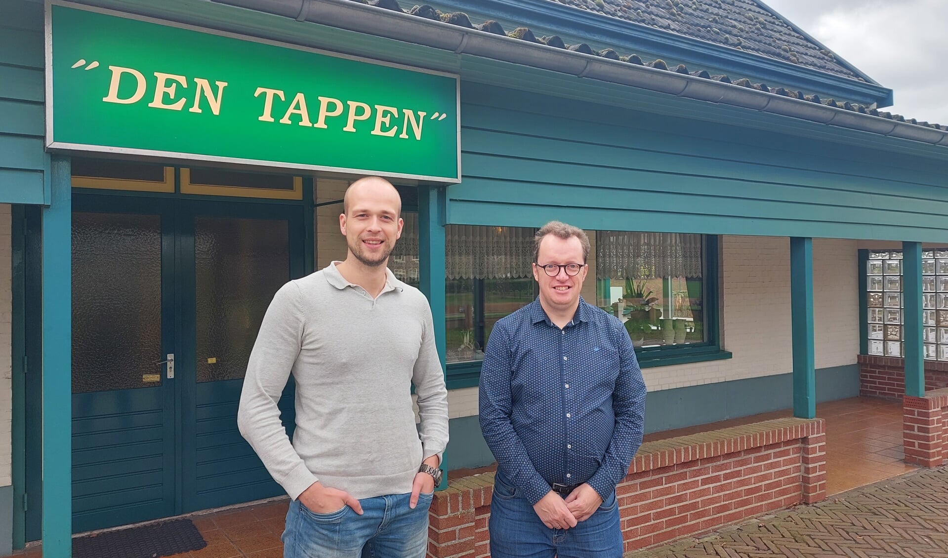 Dennis Maas (links) en Arjan Ongena voor Den Tappen in Miste. Foto: Han van de Laar