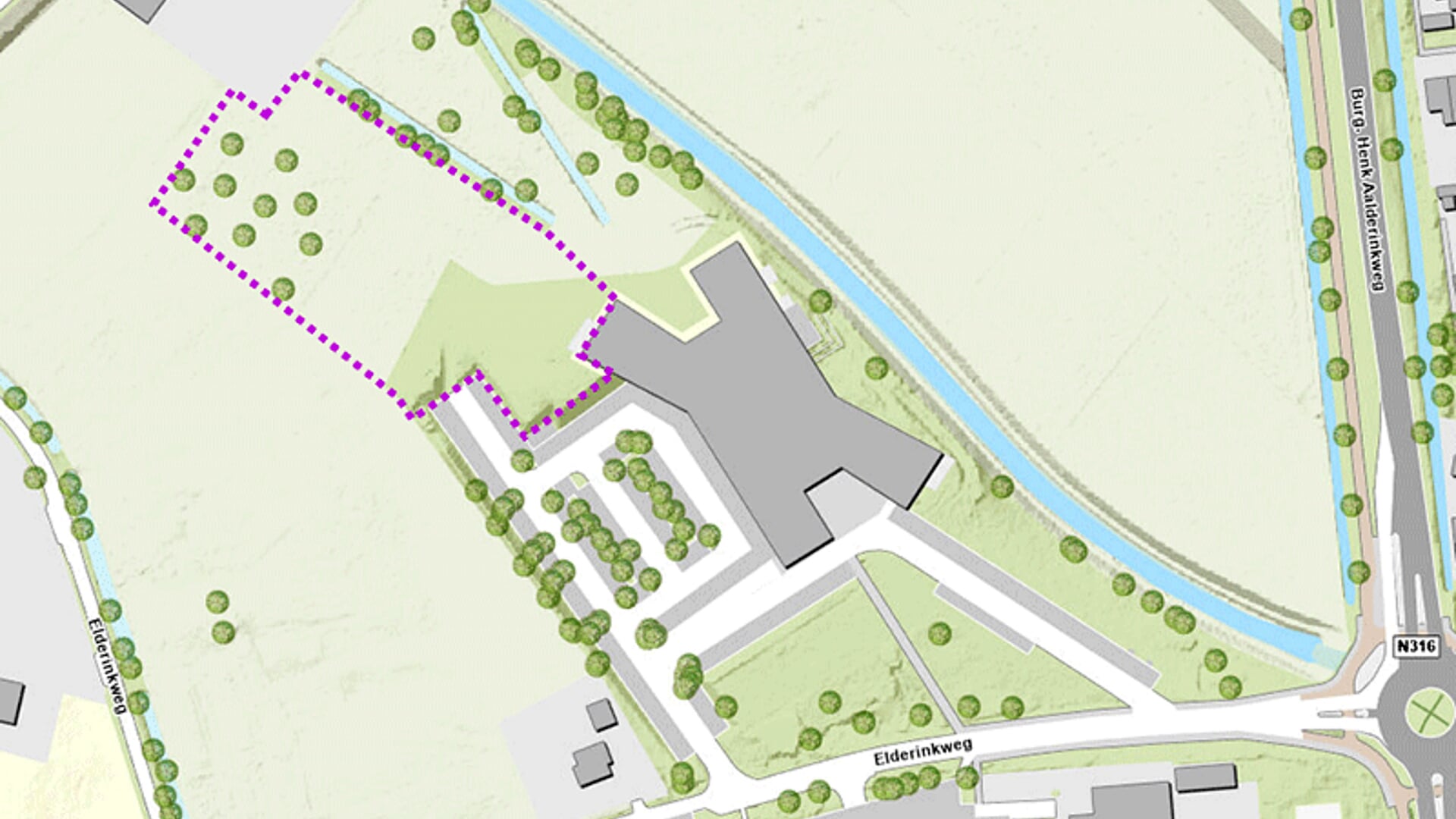 De beoogde locatie is met stippellijnen aangegeven. Het grote grijze vlak is het gemeentehuis. Bron: gemeente Bronckhorst