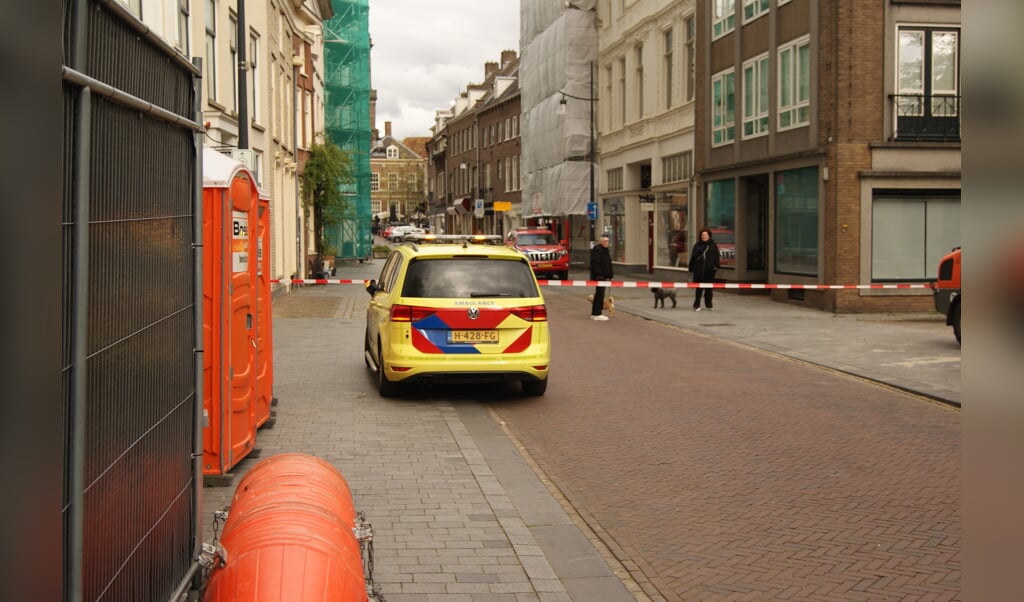 Marspoortstraat afgezet naar melding van explosief. Foto: AS Media