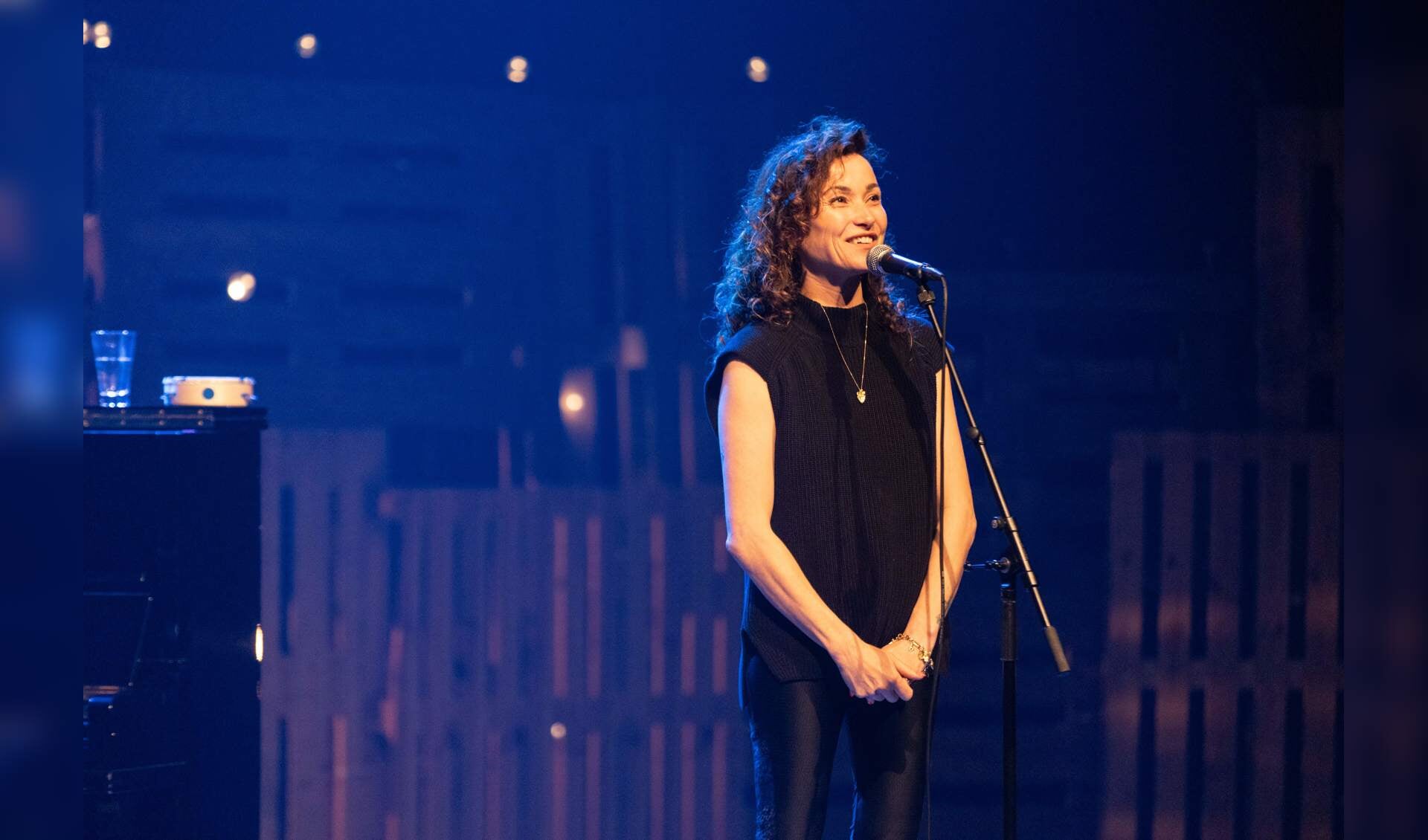 Birgit Schuurman speelde drie nummers van haar nieuwe voorstelling ‘Struikelen’. Foto: PR