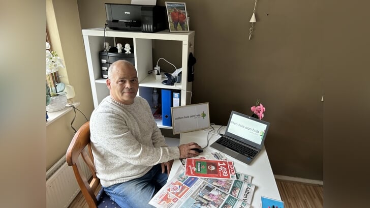 Edwin van Haaften in het kantoor van Aalten huis aan huis. Foto: Gerwin Nijkamp