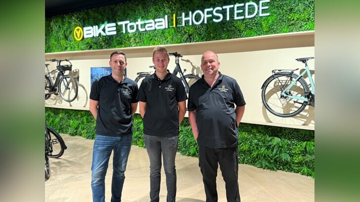 Team Neede van Bike Totaal Hofstede – Neede: (vlnr) Wouter Emsbroek, Ivan Koopman, Jeroen Overesch. Foto: PR