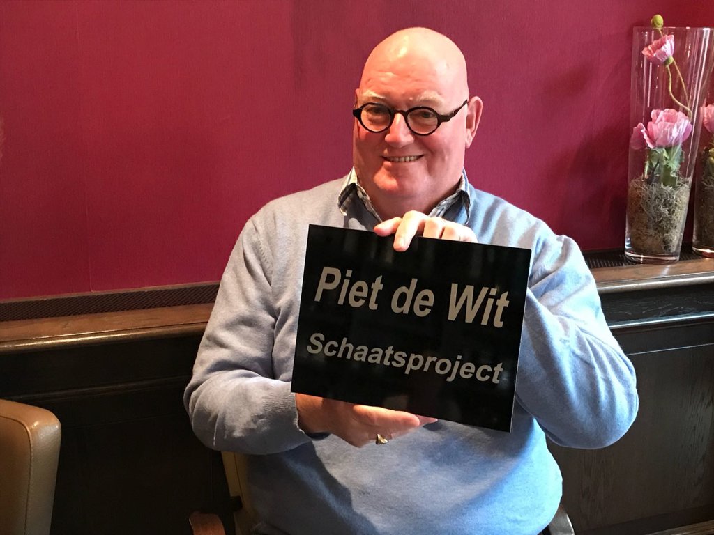 Een trotse Piet de Wit; hij stond aan de wieg van het schoolschaatsproject. Foto: PR