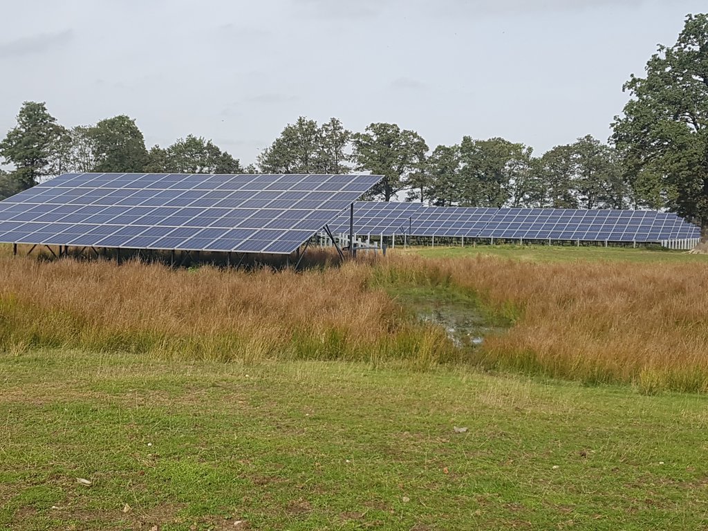 Gemeente Oost Gelre wil meewerken aan een zonnepark aan de Waalderweg in Mariënvelde. Foto slechts ter illustratie. Foto: archief Achterhoek Nieuws