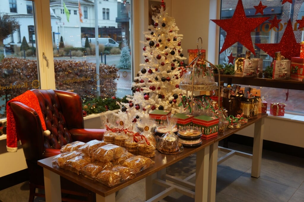 De winkel straalt helemaal kerst uit. Foto: Richard Stegers