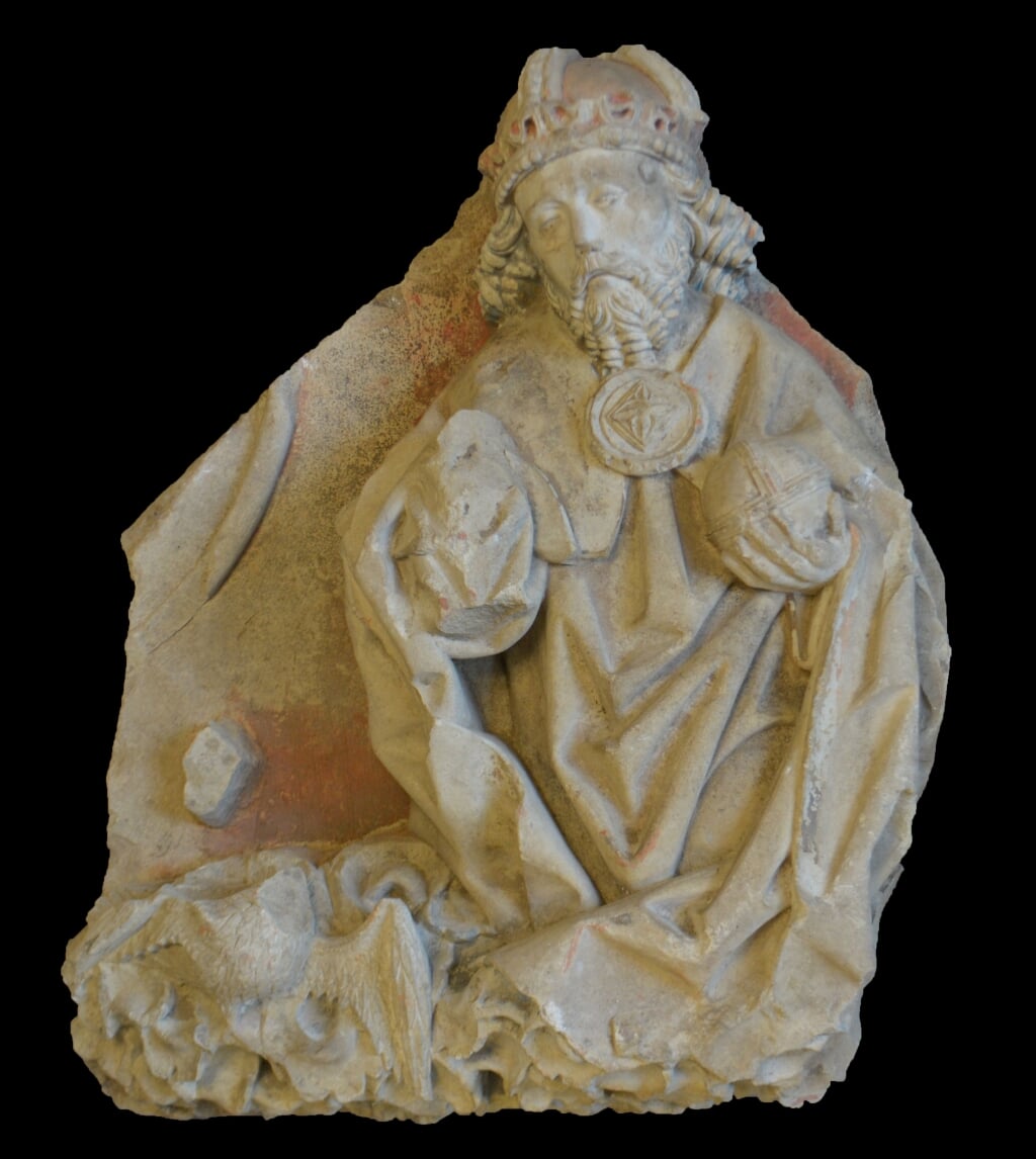 De sculptuur God de Vader mag worden teruggeplaatst in de Walburgiskerk Zutphen. Foto: PR