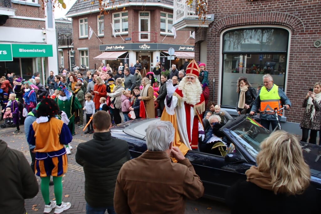 Sinterklaas in het Aaltense centrum. Foto: PR