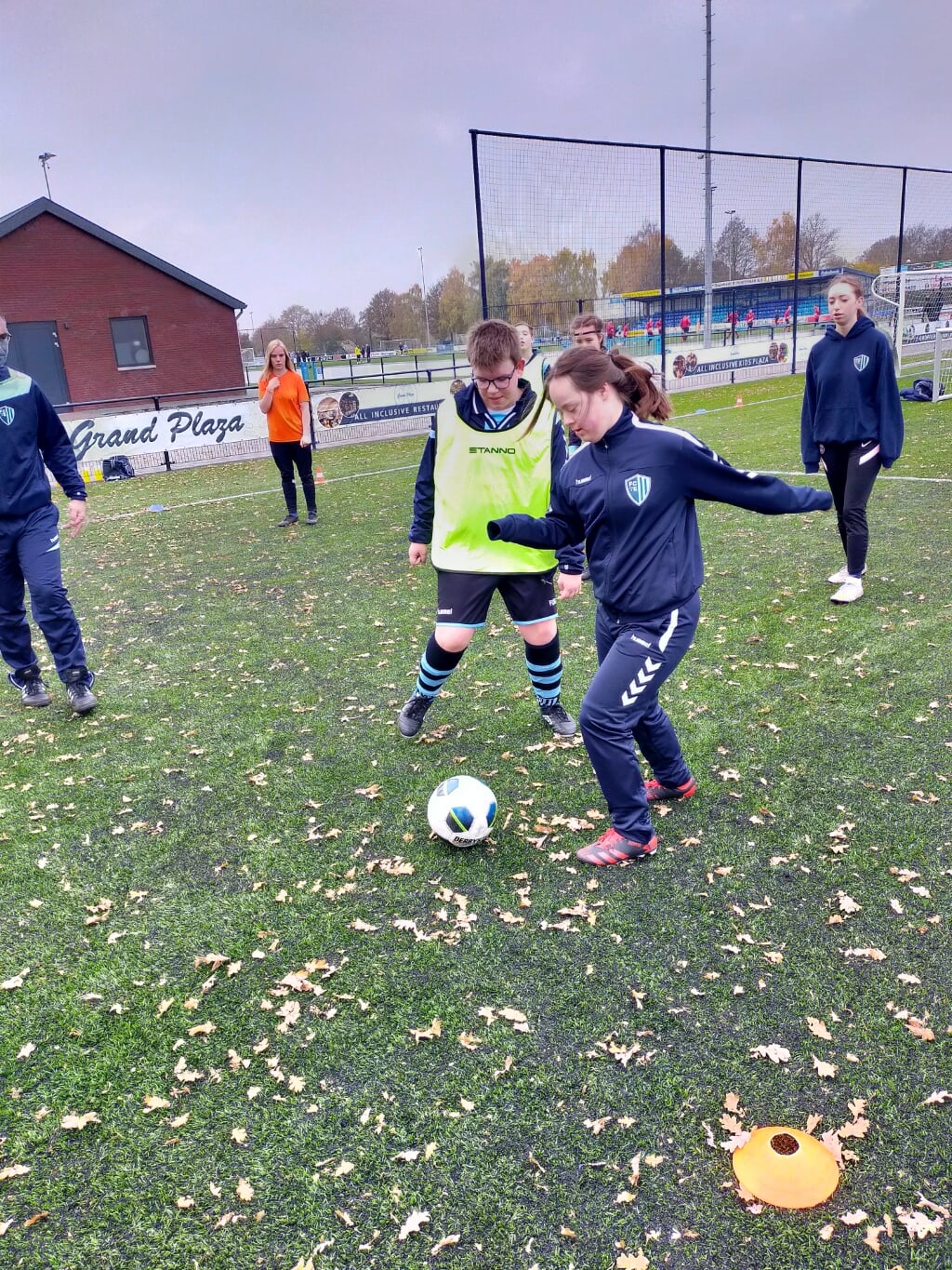 Lekker een potje voetballen met je maatjes bij FC Eibergen. Foto: PR