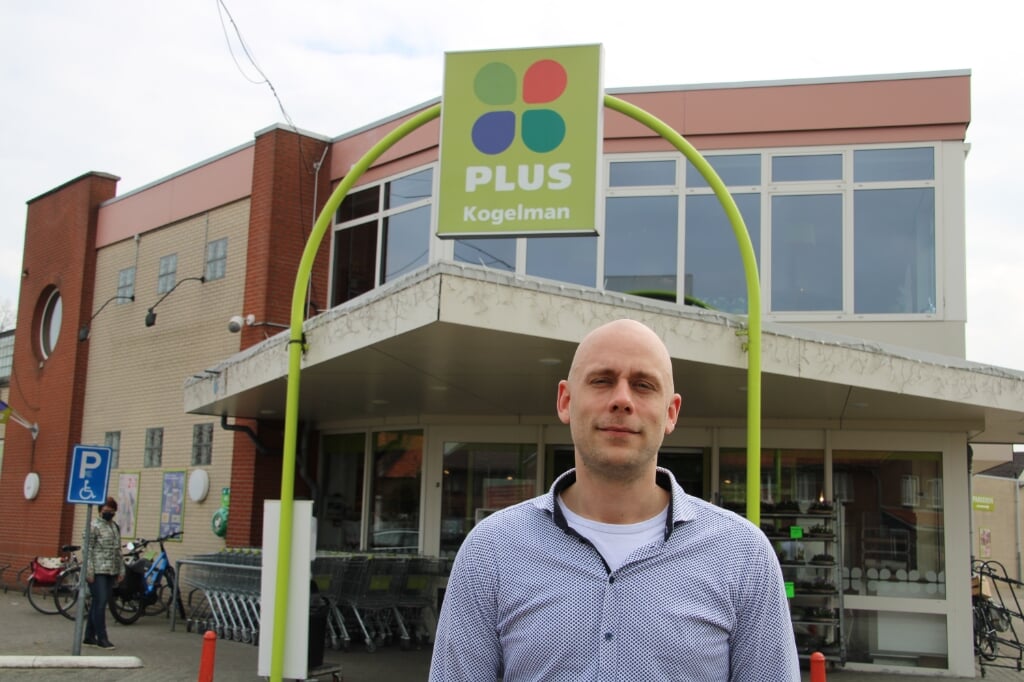 Pieter Stam is de nieuwe eigenaar van de Plus Supermarkt in Ruurlo. Foto: Lydia ter Welle