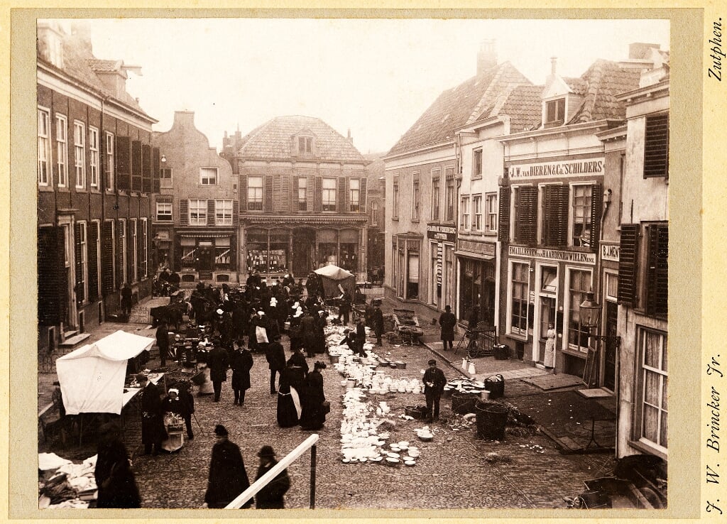 Schupstoel in Zutphen circa 1900. Foto: JW Brincker Jr.