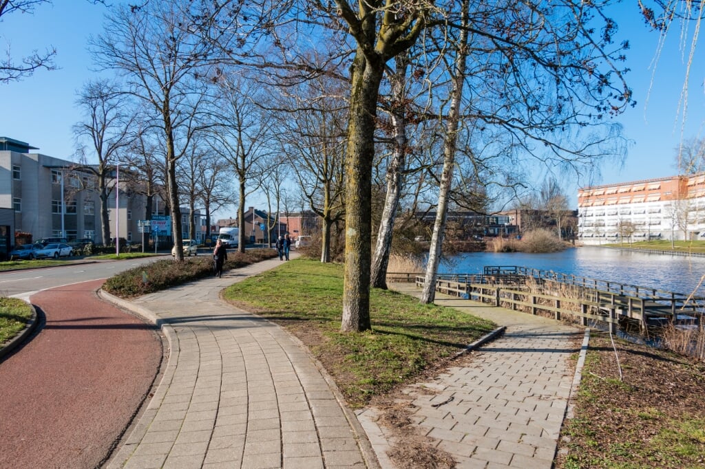 De aanpassingen moeten leiden tot een aantrekkelijker, groene looproute naar het centrum. Foto: Henk Derksen