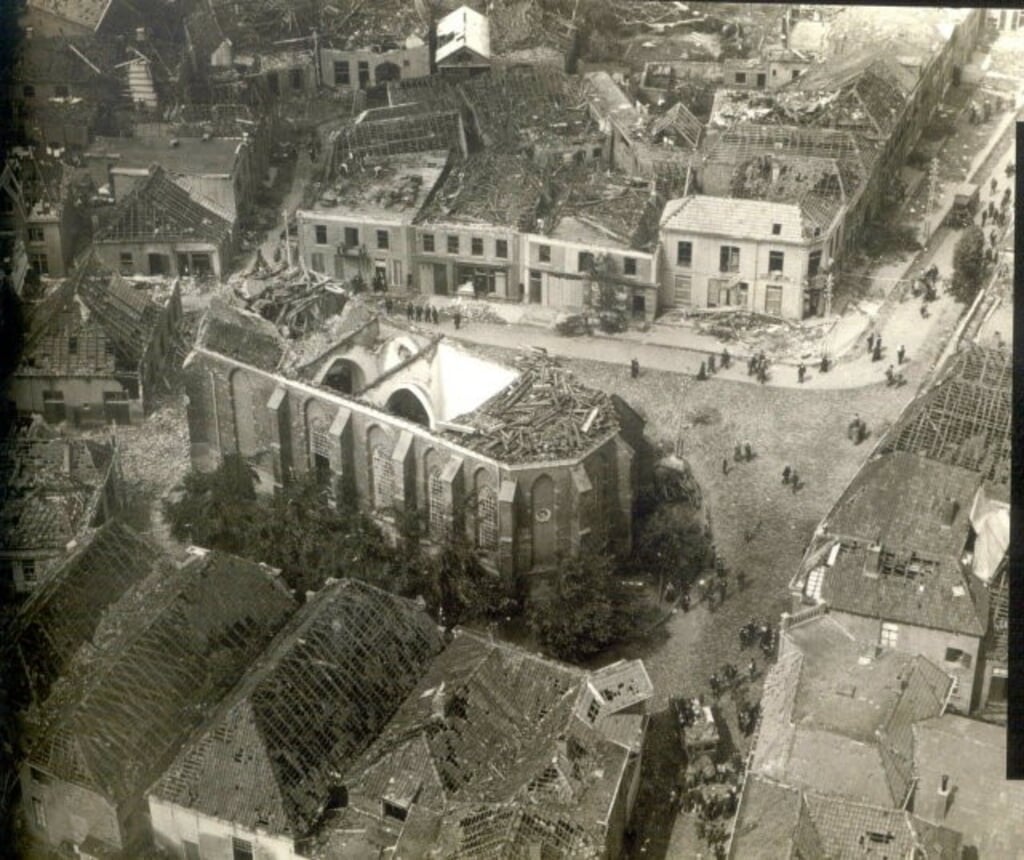 De kerk, zonder de omgewaaide toren. Foto: Historische Vereniging Borculo
