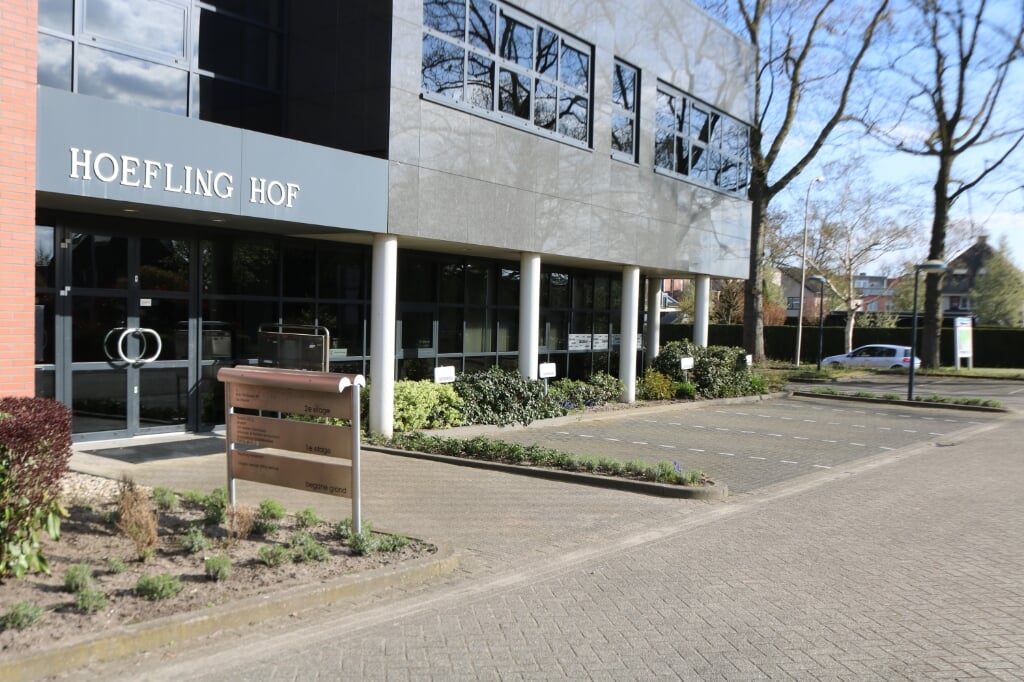 Vanaf maandag 3 mei bevindt de prikpost van de Gelreziekenhuizen zich  in het gebouw Hoeflinghof aan de Hoeflingweg 7. Foto: Arjen Dieperink