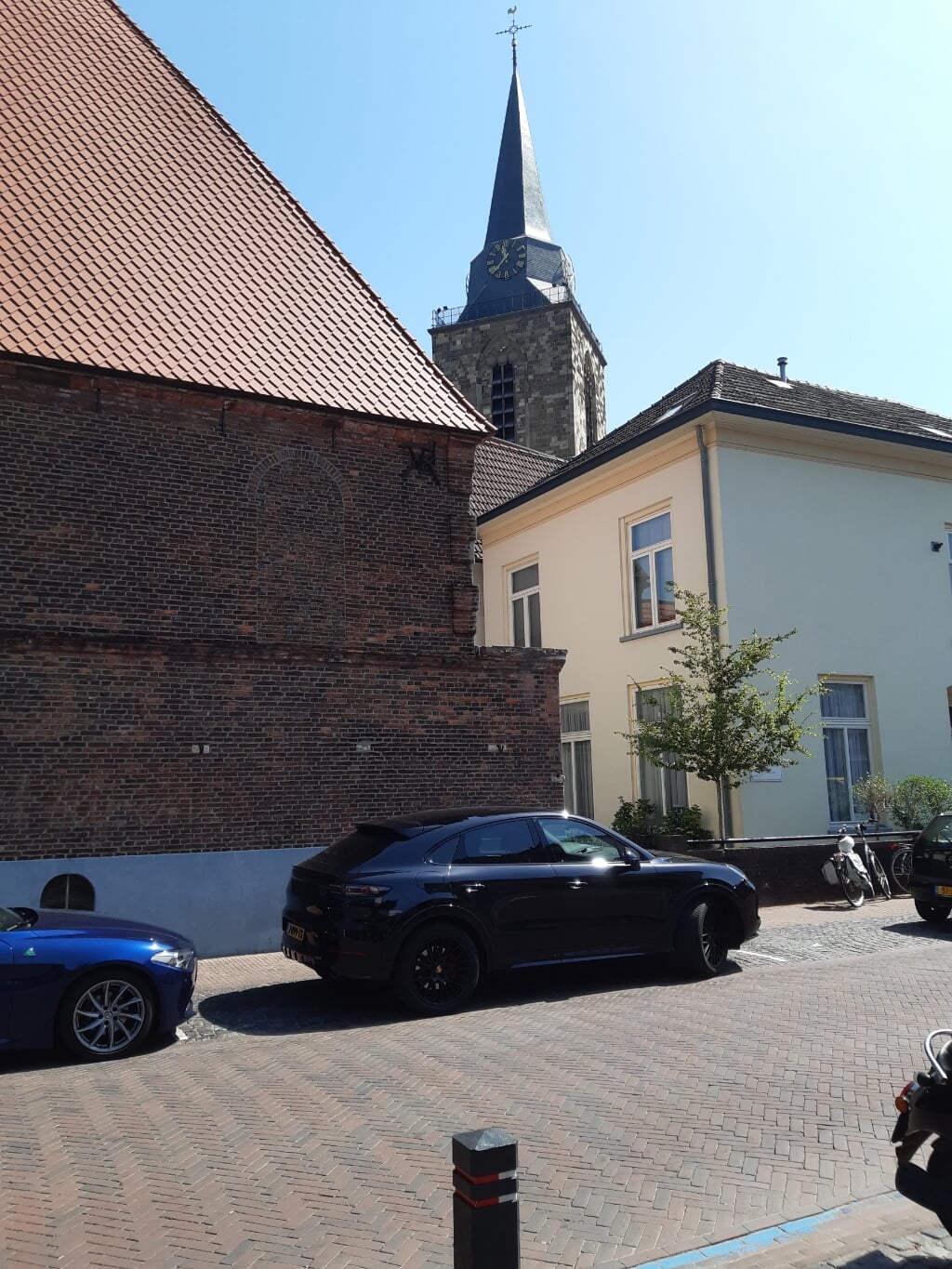 Doopsgezinde Kerk en toren Jacobskerk. Twee deelnemende locaties. Foto: PR