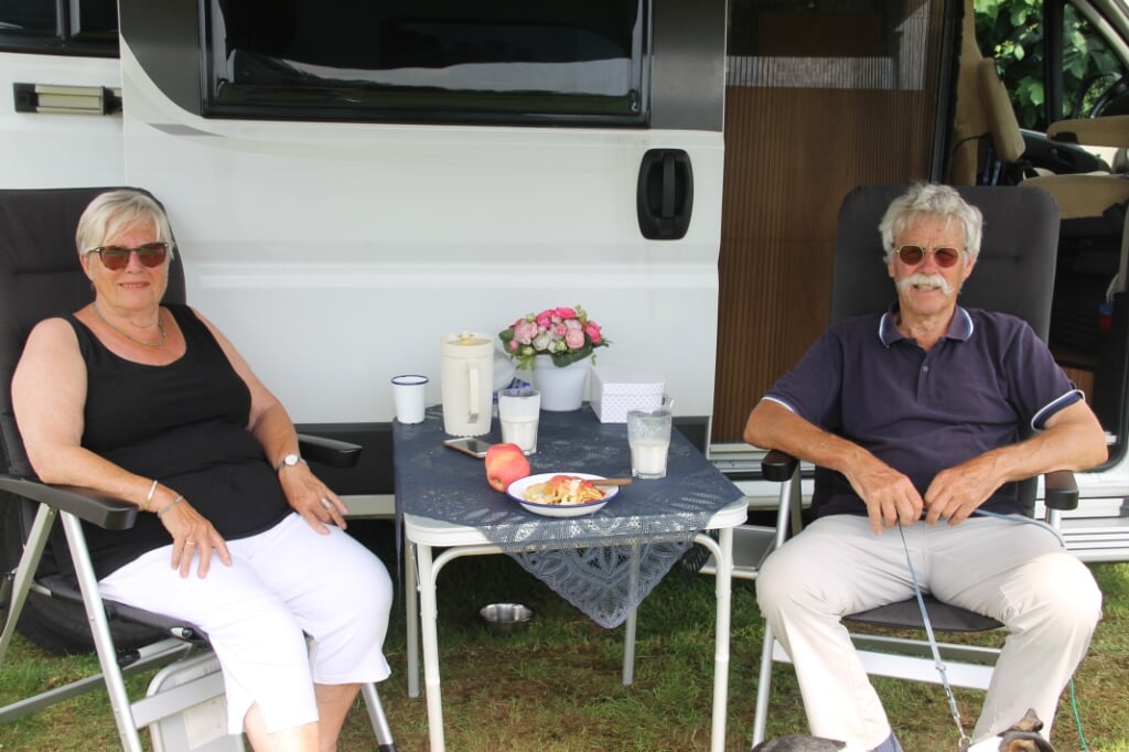 Ruud en Conny Aries: 'Camping de Italiaanse Meren is ons tweede huis.' Foto: Lineke Voltman