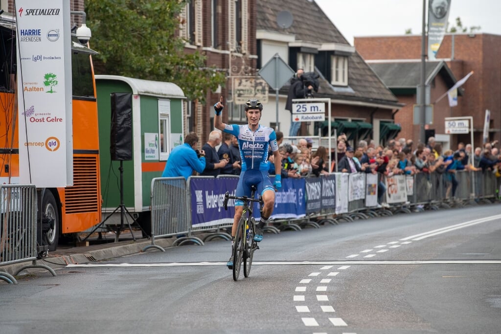 De finish van de Ronde van de Achterhoek in Terborg, 2019. Foto: Dick Soepenberg