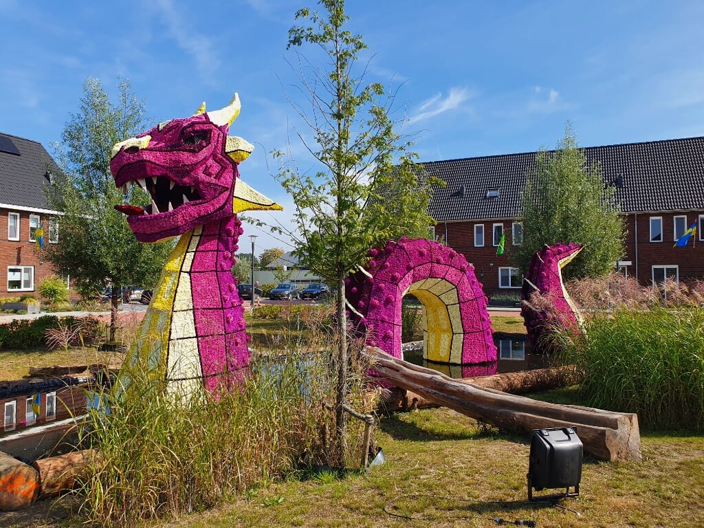 'Nessie' door The Rising Hoop. Foto: Henri Walterbos