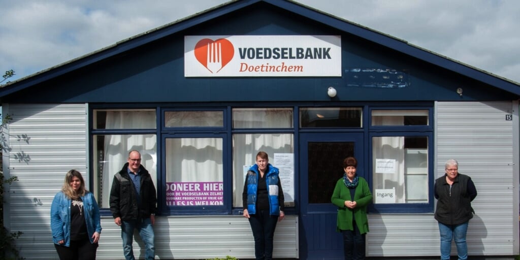 Vrijwilligers van de Voedselbank Doetinchem/Bronckhorst. Foto: Jeffrey van Londen