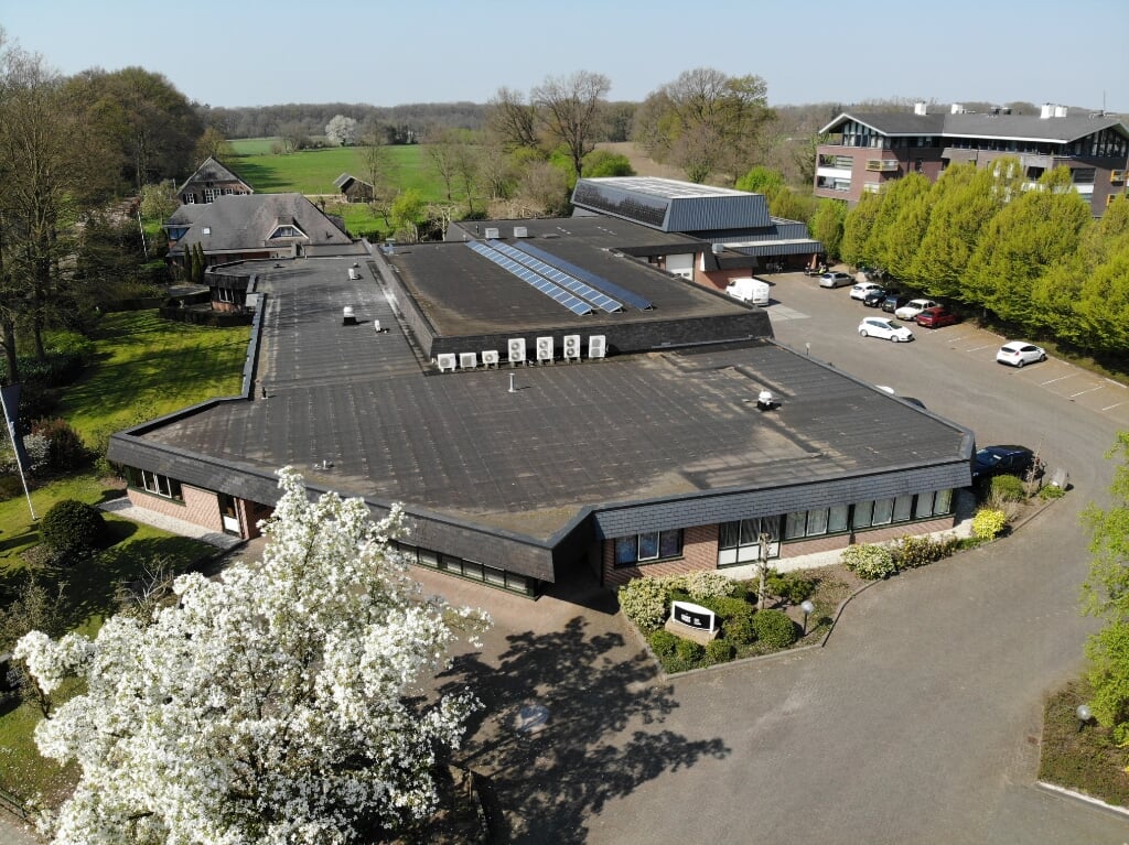 Overzicht van voormalige drukkerij aan de Nieuwstad in Vorden waar nieuwbouw wordt ontwikkeld. Foto: PR