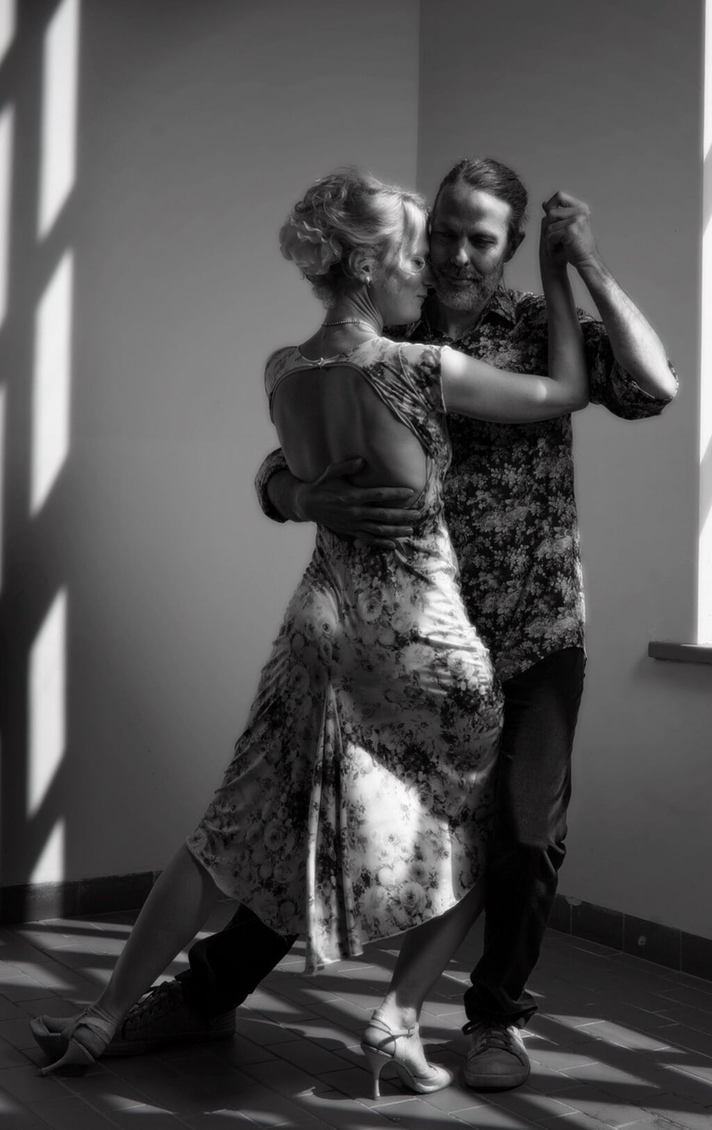 Lizelot de Stigter en Jillis de Winter dansen de Argentijnse tango. Foto: Mohan Dehne