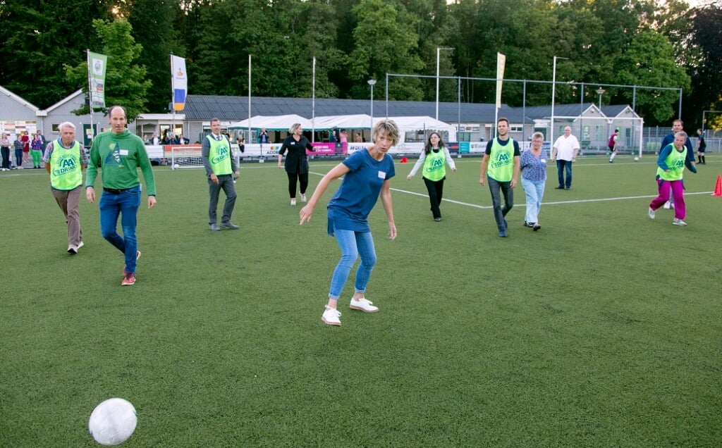 Walking Football bij de Warnsveldse Boys. Foto: Joost Ooijman