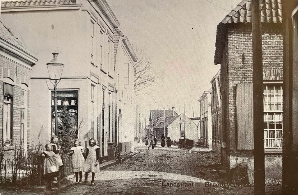 De Landstraat in Bredevoort uit het jaar 1912. Foto: collectie Leo van der Linde