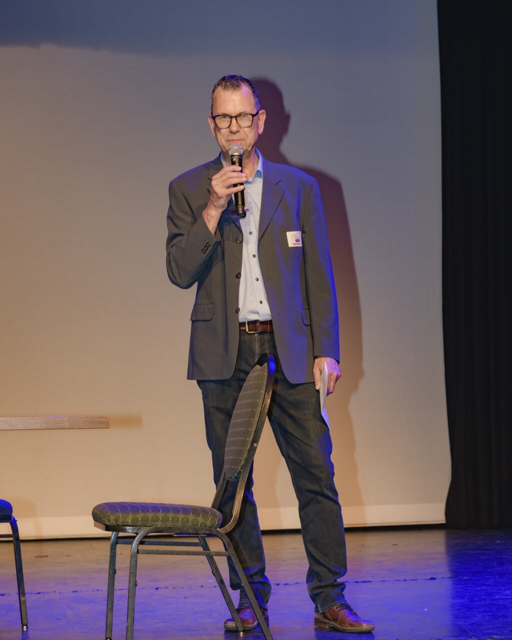 Voorzitter van de sportraad Johan Heutinck spreekt tijden eerste editie Sportkantine.