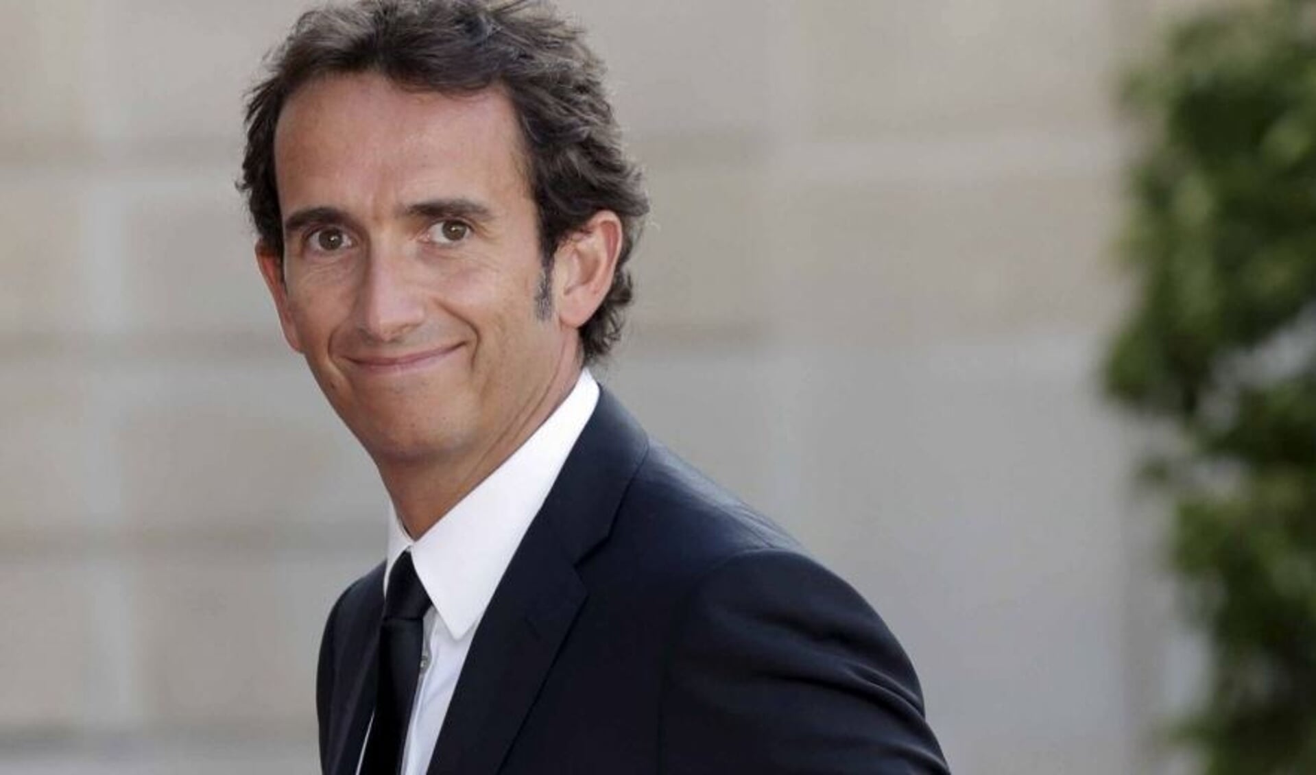 Nieuwe CEO Alexandre Bompard kondigt reorganisatie Carrefour aan