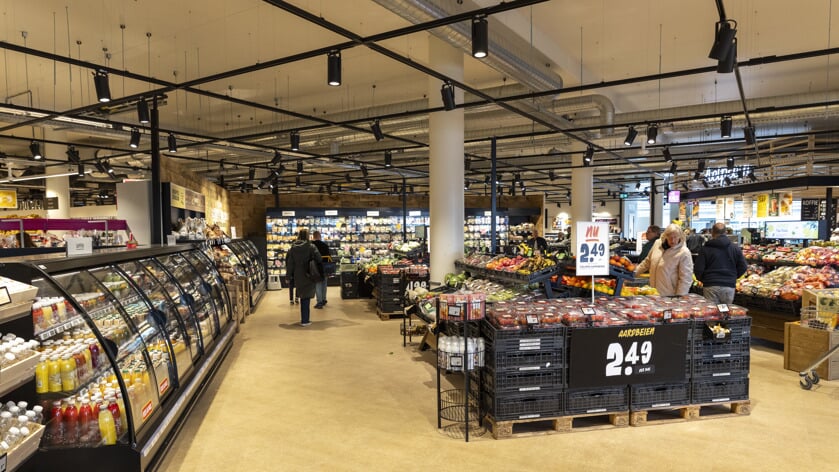 Jumbo Beej Benders bij het binnenkomen: een groot en ruim opgezet agf-plein met alles erop en eraan, ‘helemaal in Jumbo-stijl’. (Foto's: Guido Benschop)