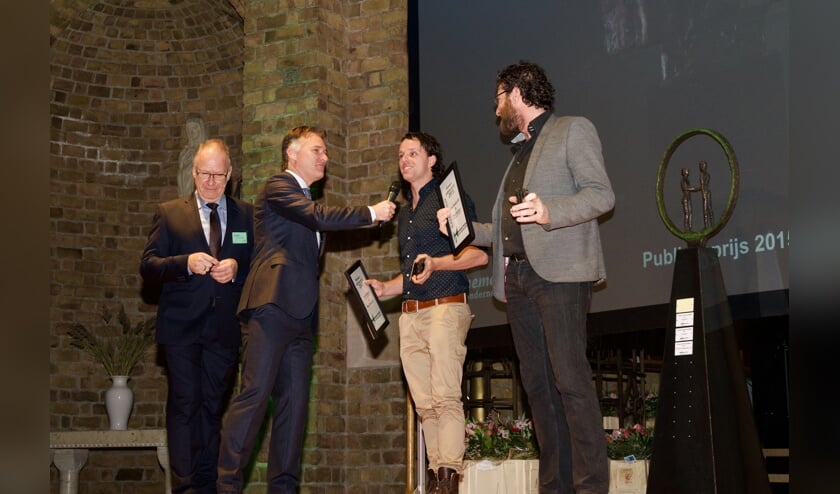 Publieksprijs 2015: Kits Oonlie Kinderopvang en Ton Dekker Tuinaanleg & Onderhoud