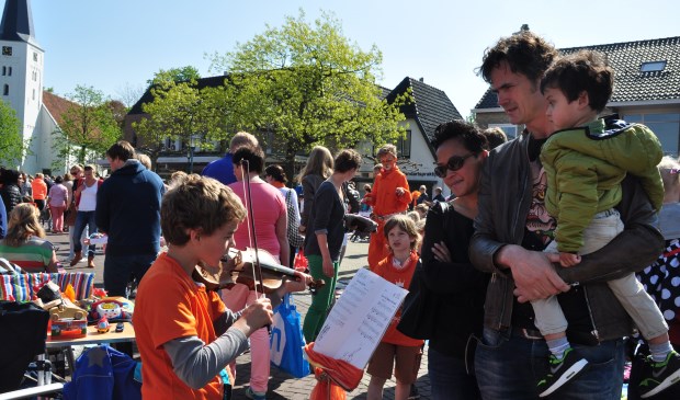 De vrijmarkt op het Looplein vorig jaar.