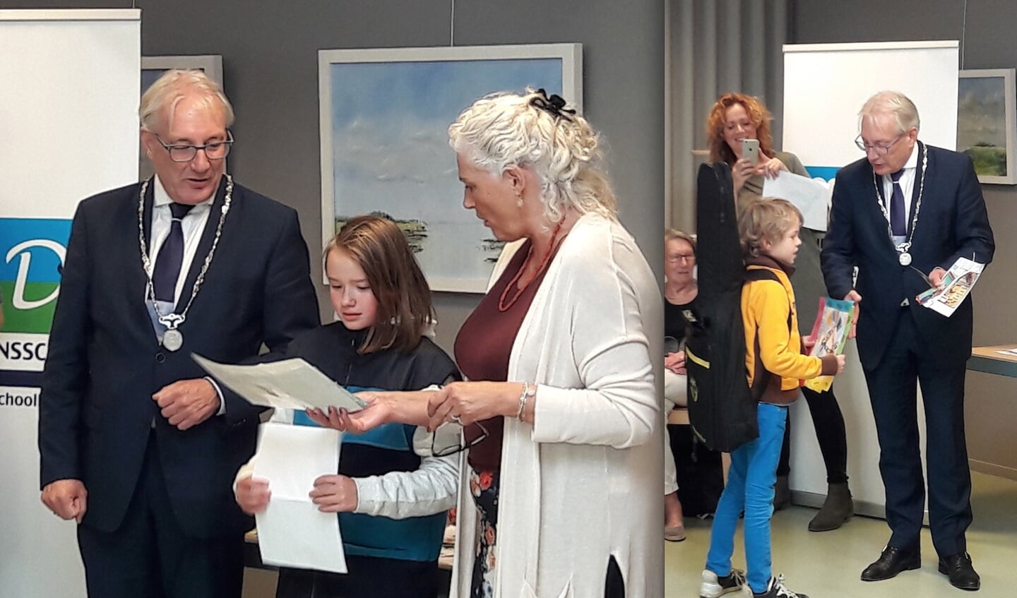 Prijswinnaars Aurora en Piet met de burgemeester
Foto: Agnes Hoogendonk