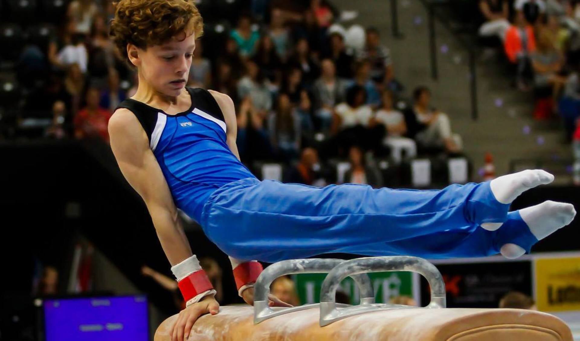 Mees wint zilver in de NK-finale 2016 tijdens Fantastic Gymnastics in Ahoy Rotterdam