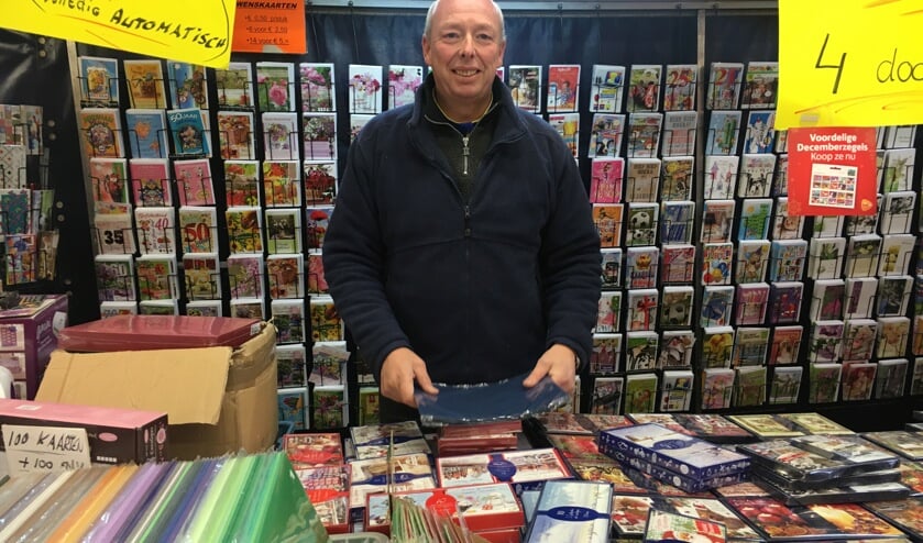 Bij Schoonhoven wenskaarten hobbyartikelen sprak ik met Egbert Schoonhoven: