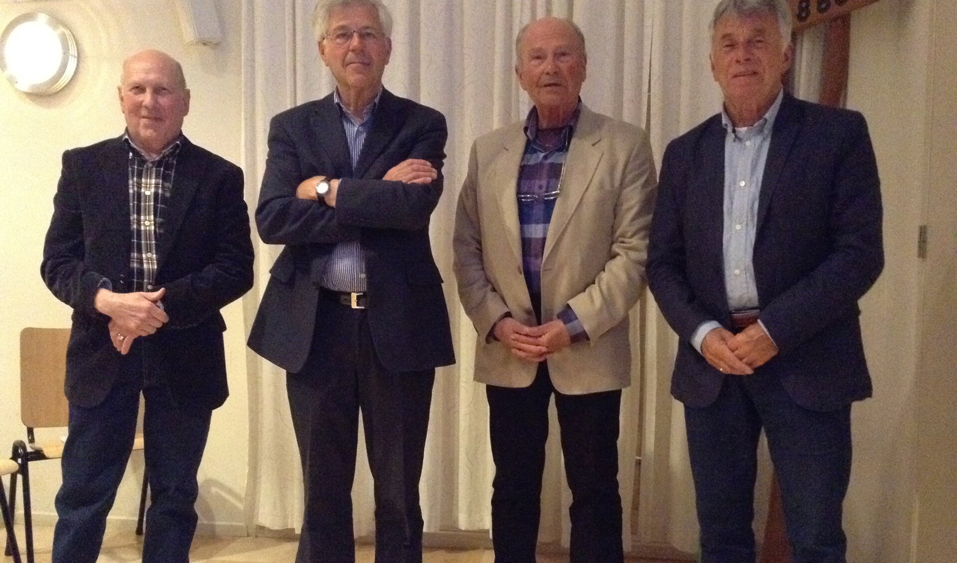 Het voormalige bestuur van Oud Heiloo. Van links naar rechts: Dick Slagter, Piet Kuijper, Piet Stoffers en Wim Buwalda (Foto: Evert Visser).