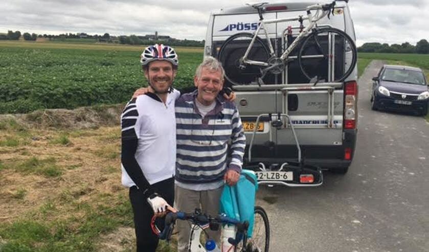 Bas (links) en Arie van Walraven