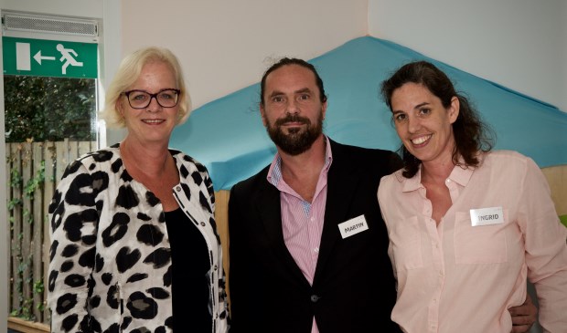 Wethouder Elly Beens, Martin van der Linden en Ingrid Ruijters